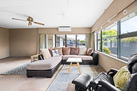 Photo of property in 34 Hammond Road, Taradale, Napier, 4112