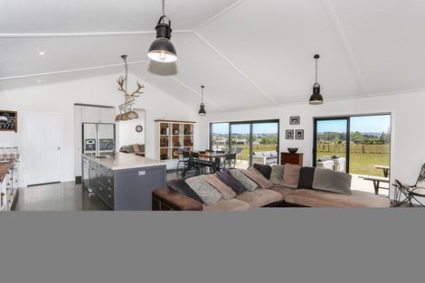 Photo of property in 85 Hunt Road, Pukekawa, Tuakau, 2696