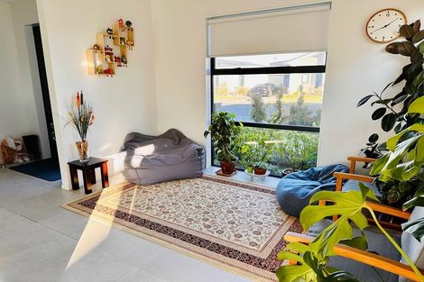 Photo of property in 54 Waituarua Drive, Takanini, 2112