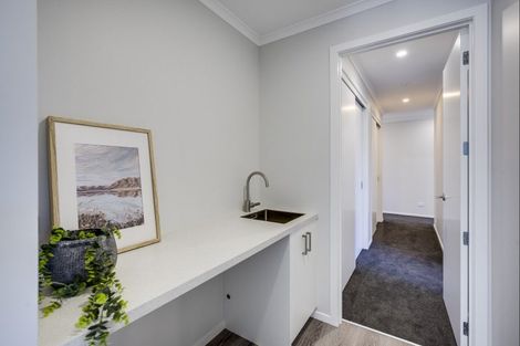 Photo of property in 18 Whangaehu Place, Te Awa, Napier, 4110