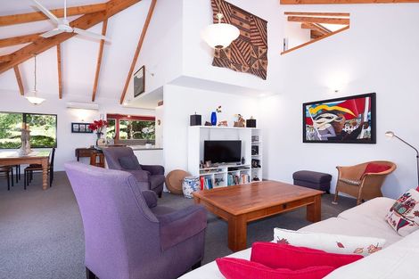 Photo of property in 84 School Road, Paihia, 0200