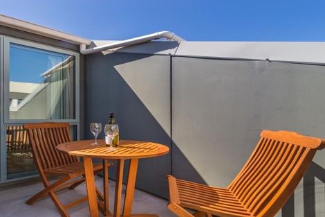 Photo of property in Metro Apartments, 18/220u Thorndon Quay, Pipitea, Wellington, 6011