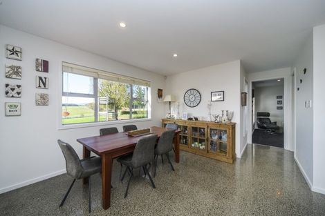 Photo of property in 737 Stoney Creek Road, Bunnythorpe, Palmerston North, 4470