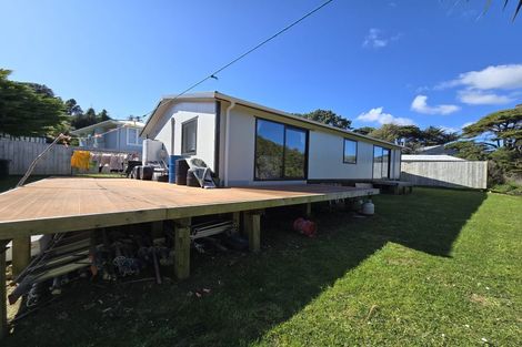 Photo of property in 23b Dorset Grove, Cannons Creek, Porirua, 5024