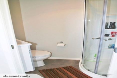 Photo of property in 16b Woodall Place, Totara Vale, Auckland, 0627