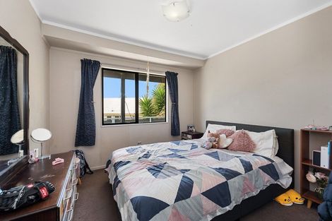 Photo of property in 2 Rosehill Place, Nawton, Hamilton, 3200