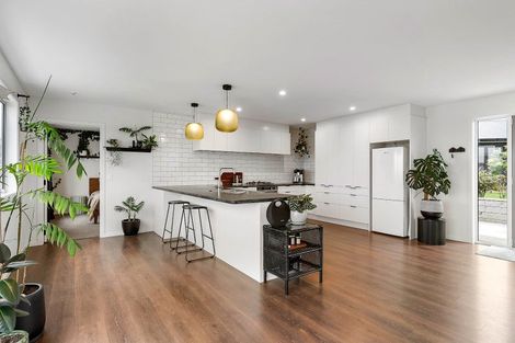 Photo of property in 16 Manatu Close, Whangamata, 3691