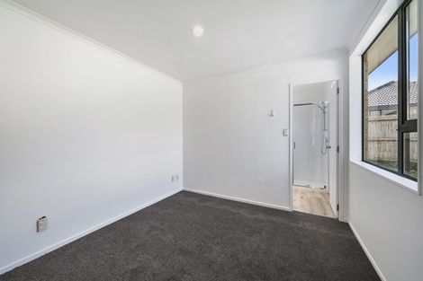 Photo of property in 30a Kayes Road, Pukekohe, 2120