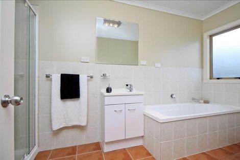 Photo of property in 20 Genesis Place, Flat Bush, Auckland, 2019