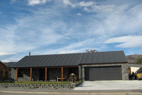 Photo of property in 98a Barry Avenue, Cromwell, 9310