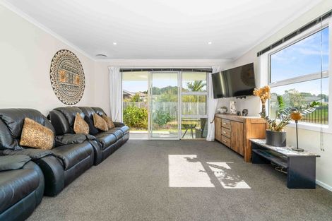 Photo of property in 9 Tanner Place, Te Kamo, Whangarei, 0112