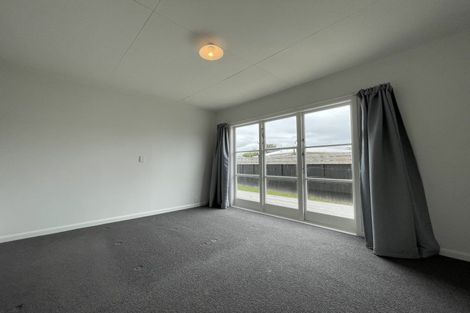 Photo of property in 5a Bradford Place, Awapuni, Palmerston North, 4412