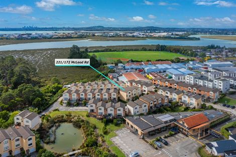 Photo of property in St Claire Village, 221/172 Mcleod Road, Te Atatu South, Auckland, 0610