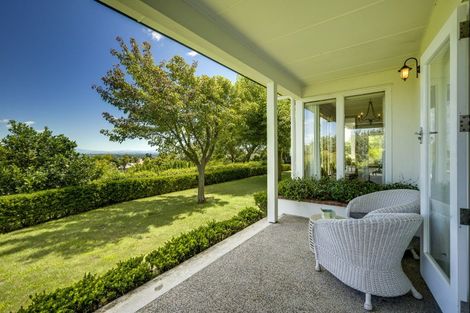 Photo of property in 20 Tauroa Road, Havelock North, 4130
