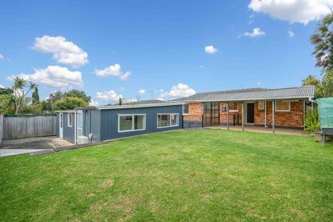 Photo of property in 19 Lawrence Crescent, Hillpark, Auckland, 2102