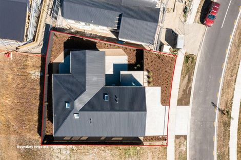 Photo of property in 6 Simpson Crescent, Wanaka, 9305