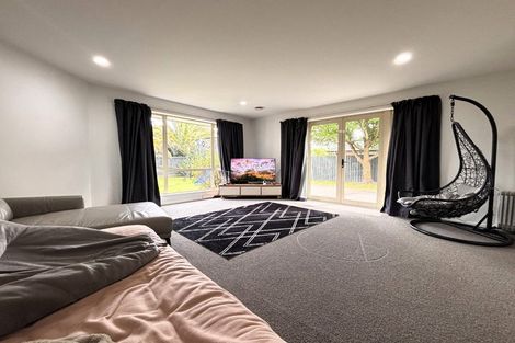 Photo of property in 11 Coppinger Terrace, Aidanfield, Christchurch, 8025