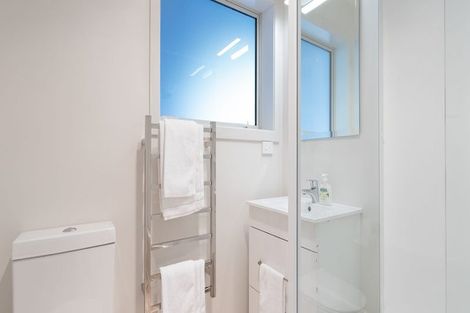 Photo of property in 4 The Cliffs, Britannia Heights, Nelson, 7010