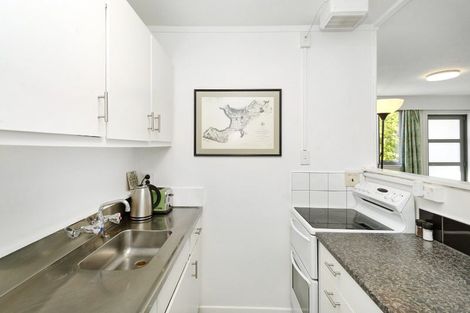 Photo of property in 4u9 Derby Street, Mount Victoria, Wellington, 6011