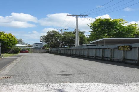 Photo of property in 2 Halleys Court, Feilding, 4702