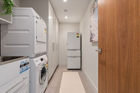 Photo of property in Clyde Quay Wharf, 3b/2 Clyde Quay Wharf, Te Aro, Wellington, 6011