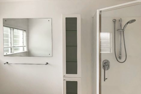 Photo of property in 16 Saint Joseph Street, Waipukurau, 4200