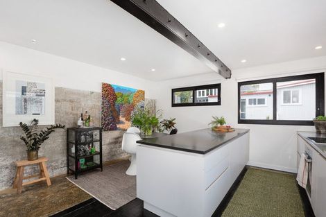 Photo of property in 1a Port Street, Mount Victoria, Wellington, 6011