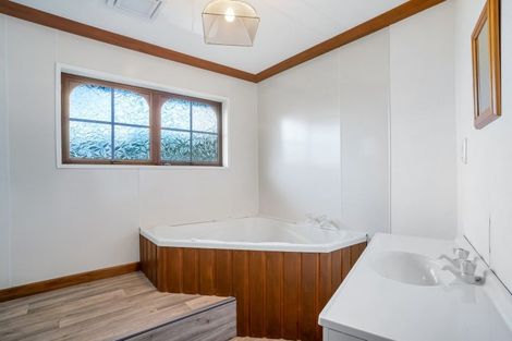 Photo of property in 241 Gap Road West, Winton, 9781