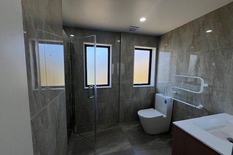 Photo of property in 38 Greenhill Crescent, Pakuranga, Auckland, 2010