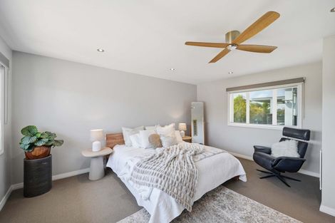 Photo of property in 31 Beechwood Road, Rothesay Bay, Auckland, 0630
