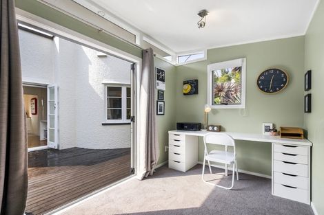 Photo of property in 1/46 Eversleigh Road, Belmont, Auckland, 0622