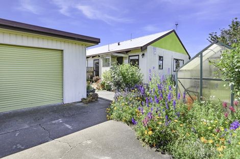 Photo of property in 2 Alexandra Street, Parkvale, Hastings, 4122