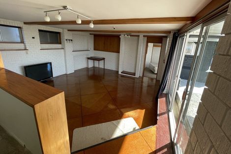 Photo of property in 4 Speedy Crescent, Hillcrest, Auckland, 0627