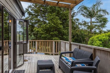 Photo of property in 40a Cedar Terrace, Stanmore Bay, Whangaparaoa, 0932
