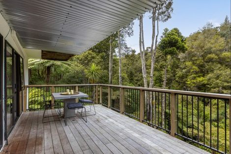 Photo of property in 33 Homewood Place, Chatswood, Auckland, 0626
