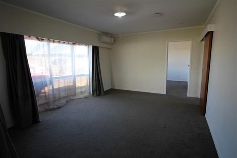 Photo of property in 3/89 Manuroa Road, Takanini, 2112