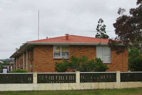 Photo of property in 3/12 Rimu Street, New Lynn, Auckland, 0600