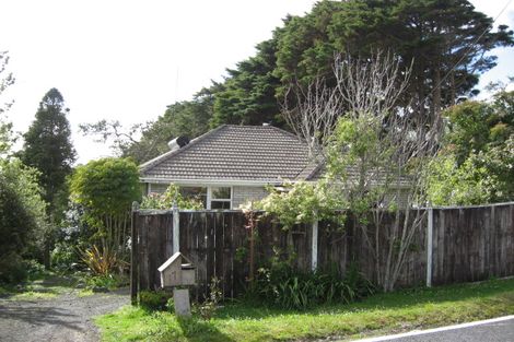 Photo of property in 17 Mcentee Road, Waitakere, Auckland, 0816
