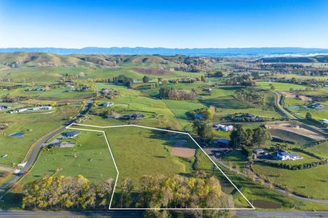 Photo of property in 18 Jg Wilson Drive, Waipukurau, 4281