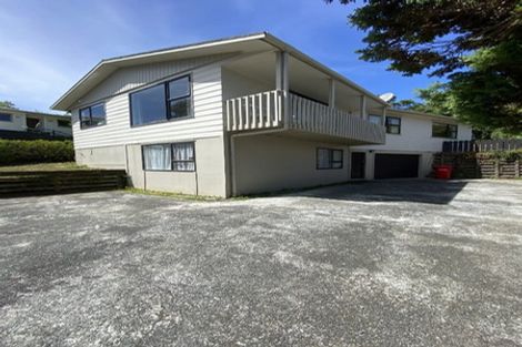 Photo of property in 81 Stewart Drive, Newlands, Wellington, 6037