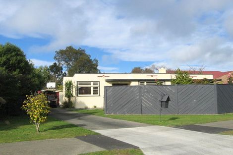 Photo of property in 8 Puriri Terrace, Roslyn, Palmerston North, 4414