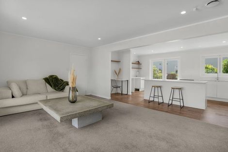 Photo of property in 20 Barberry Grove, Maungaraki, Lower Hutt, 5010