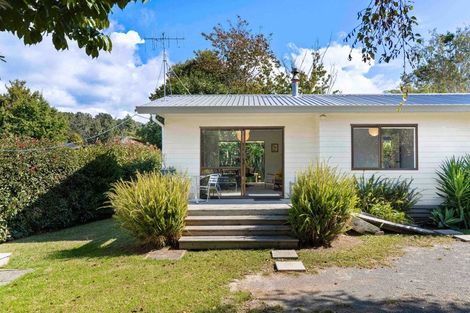 Photo of property in 112 Mckellar Place, Whangamata, 3620