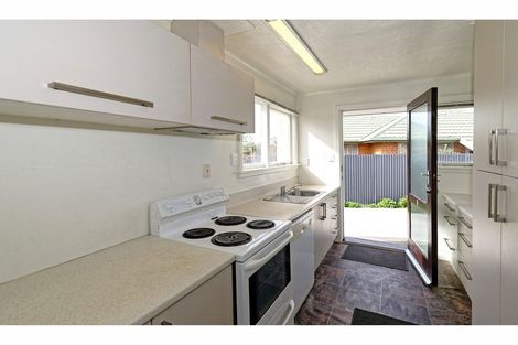 Photo of property in 73 Fairfield Avenue, Addington, Christchurch, 8024