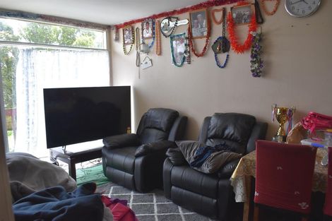 Photo of property in 84 Roberts Road, Te Atatu South, Auckland, 0610