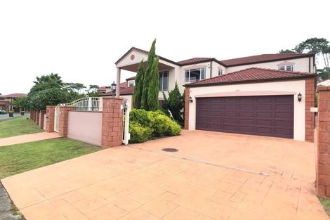 Photo of property in 19 Mansion Court, West Harbour, Auckland, 0618