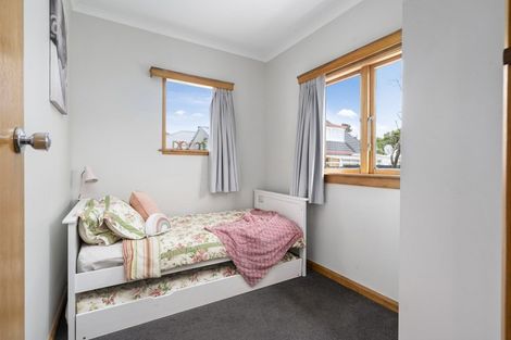 Photo of property in 7 Chelwood Street, Takaro, Palmerston North, 4412