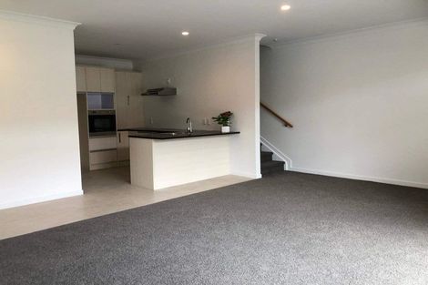 Photo of property in 4/44 Carlos Drive, Flat Bush, Auckland, 2016