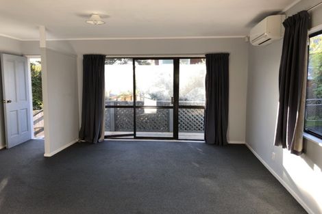 Photo of property in 13 Craigbank Avenue, New Lynn, Auckland, 0600