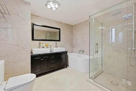 Photo of property in 45a Bradbury Road, Botany Downs, Auckland, 2010